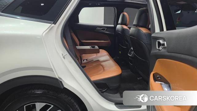 Kia Sportage 5th Generation Hybrid 2022 Белый из Кореи, фото 3
