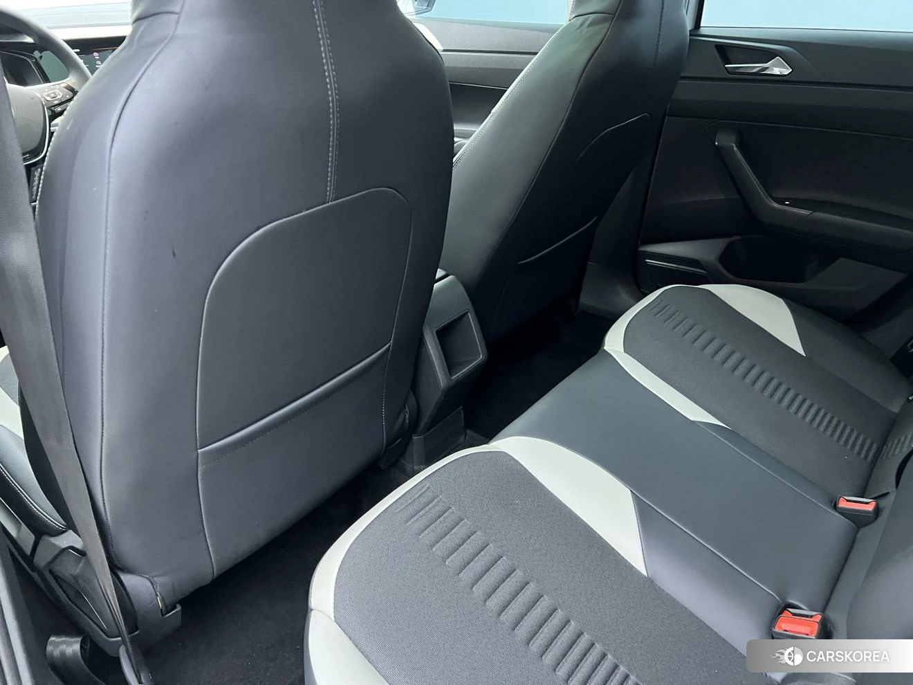 Volkswagen Polo 2021 Белый из Китая, фото 3