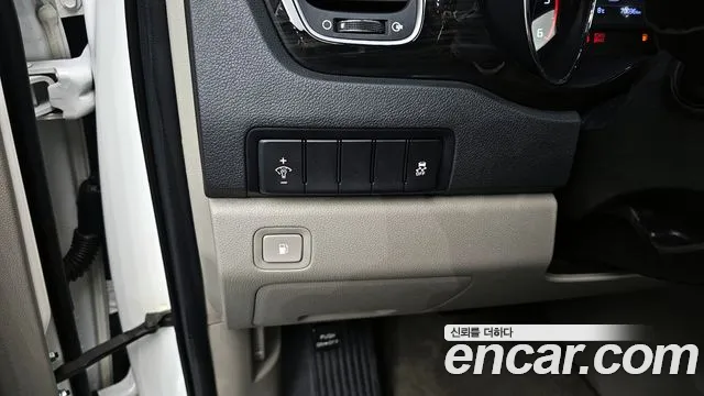 Kia The New Carnival id 2348028 из Кореи 3