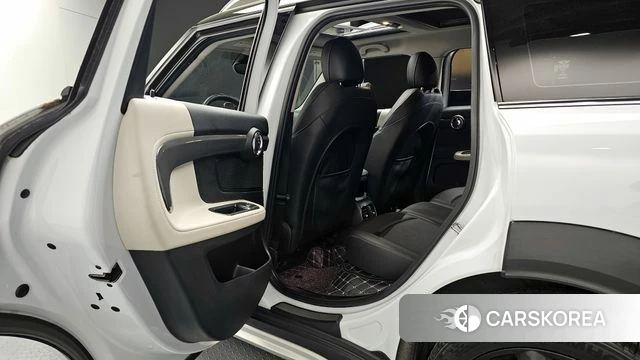 Mini Cooper S Countryman 2019 Белый из Кореи, фото 3