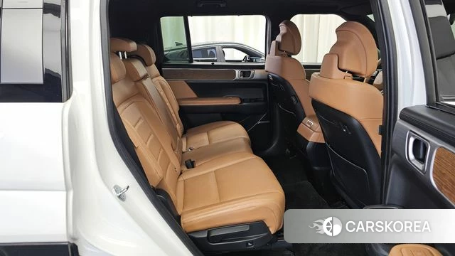 Hyundai Santa Fe (MX5) 2023 Белый из Кореи, фото 3