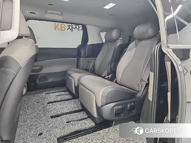 Kia The New Carnival 4th Generation 2024 Черный из Кореи, фото 3