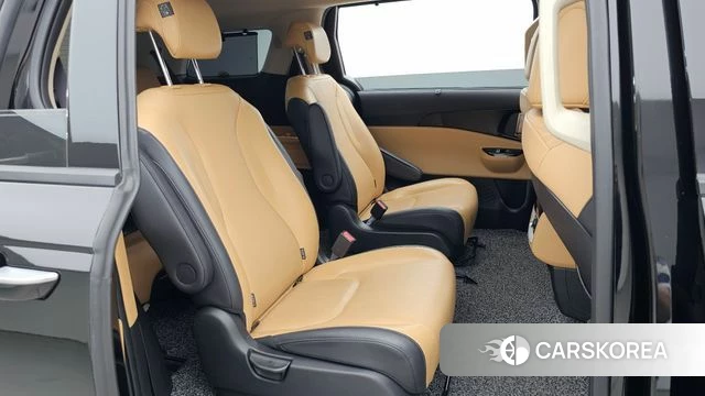 Kia Carnival 4th generation 2022 Черный из Кореи, фото 3