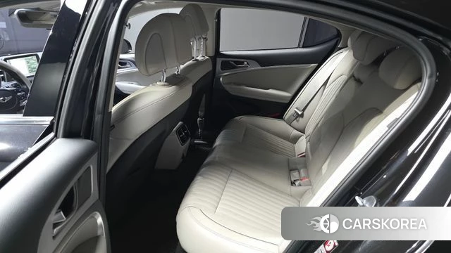 Genesis G70 2018 Черный из Кореи, фото 3