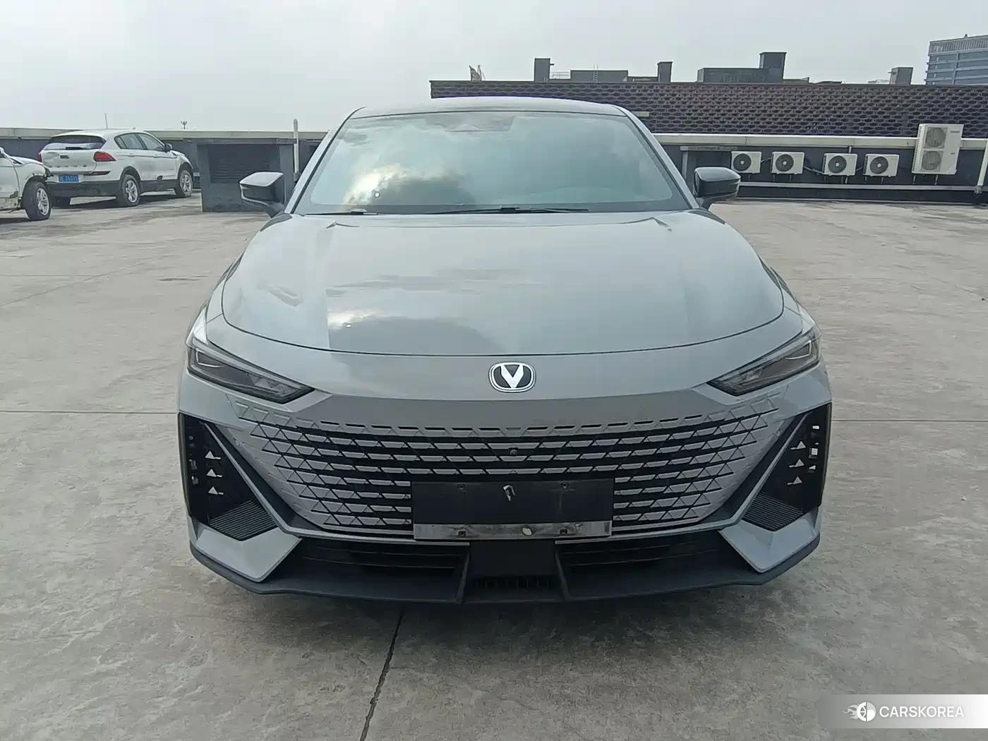 Chang'an UNI-V 2022 Silver/gray из Китая, фото 3