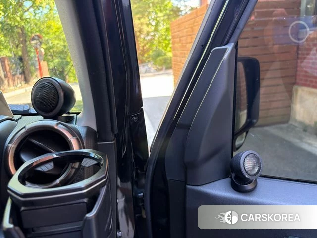 Suzuki Jimny 2024 Черный из Кореи, фото 3