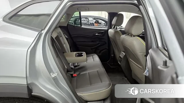 Chevrolet (GM Daewoo) Trax Crossover 2025 Серый из Кореи, фото 3