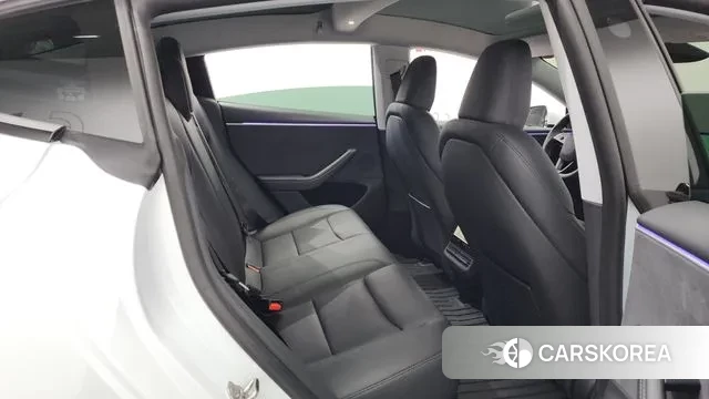 Tesla Model 3 2024 Белый из Кореи, фото 3