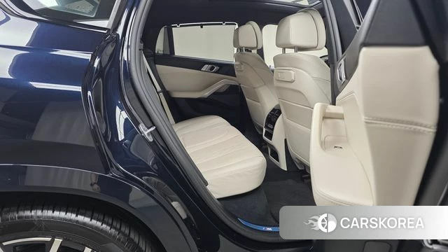 BMW X6 (G06) 2025 Черный из Кореи, фото 3