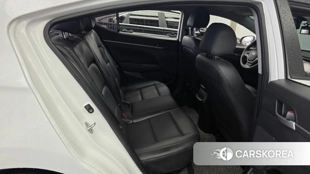 Hyundai Avante AD 2018 Белый из Кореи, фото 3