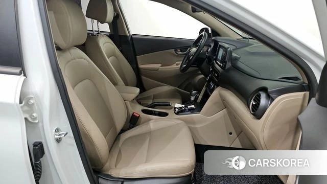 Hyundai Kona 2018 Белый из Кореи, фото 3