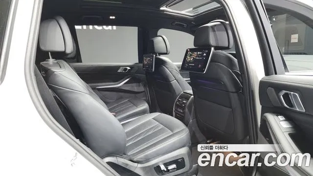 BMW X7 (G07) 2022 Белый из Кореи, фото 3