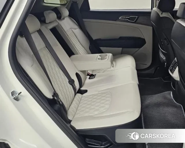 Kia Sportage 5th Generation Hybrid 2021 Белый из Кореи, фото 3