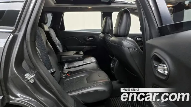 Jeep Cherokee (KL) id 2651650 из Кореи 3