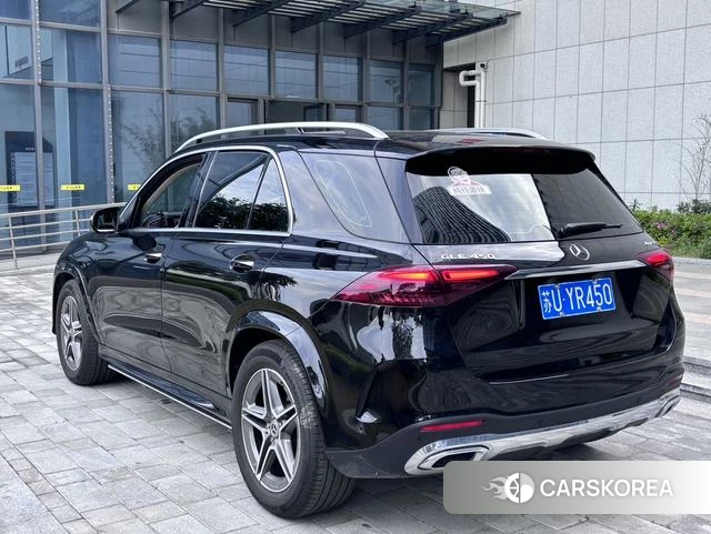 Mercedes-Benz GLE (import) 2024 Черный из Китая, фото 3
