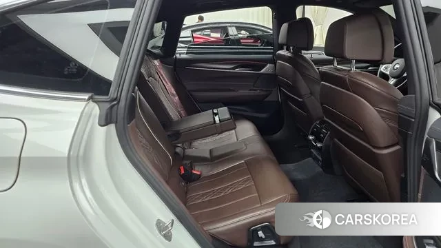 BMW 6 Series GT (G32) 2022 Белый из Кореи, фото 3