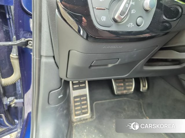 Audi A4 (B9) 2021 Синий из Кореи, фото 3