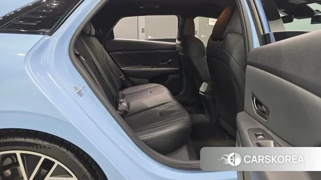 Hyundai Avante (CN7) 2022 Небесно-голубой из Кореи, фото 3