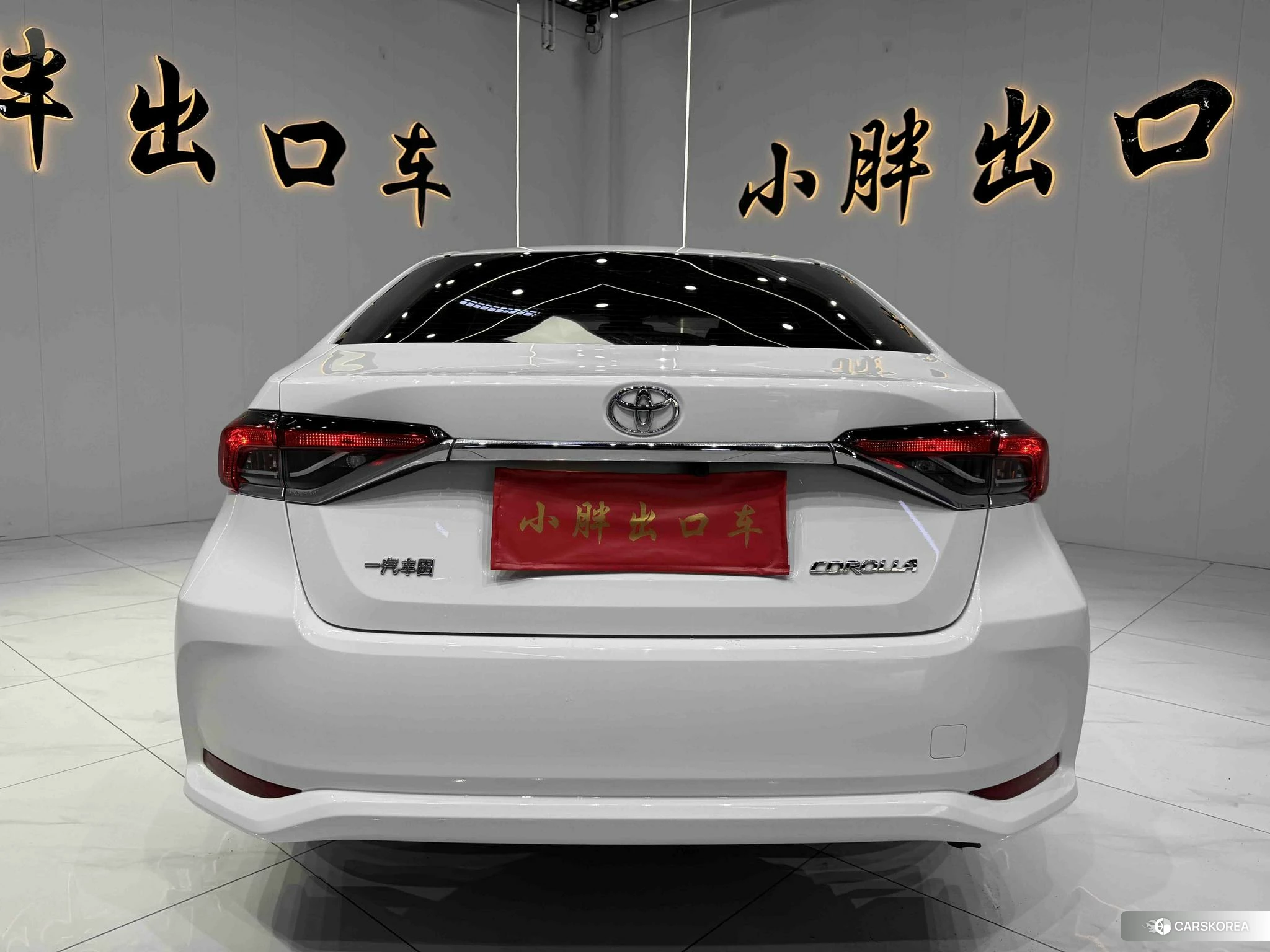 Toyota Corolla 2022 Белый из Китая, фото 3