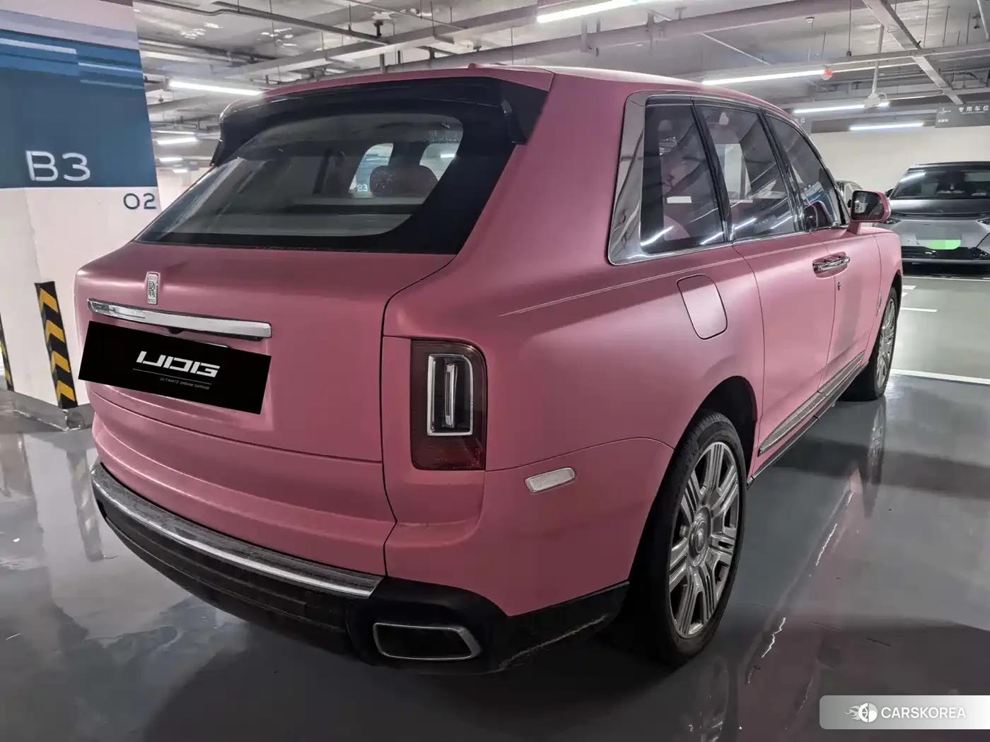 Rolls-Royce Cullinan 2023 Red/purple из Китая, фото 3