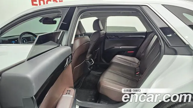 Hyundai Grandeur Hybrid (GN7) id 2676619 из Кореи 3