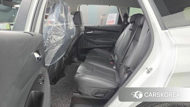 Hyundai The New Santa Fe 2023 Белый из Кореи, фото 3