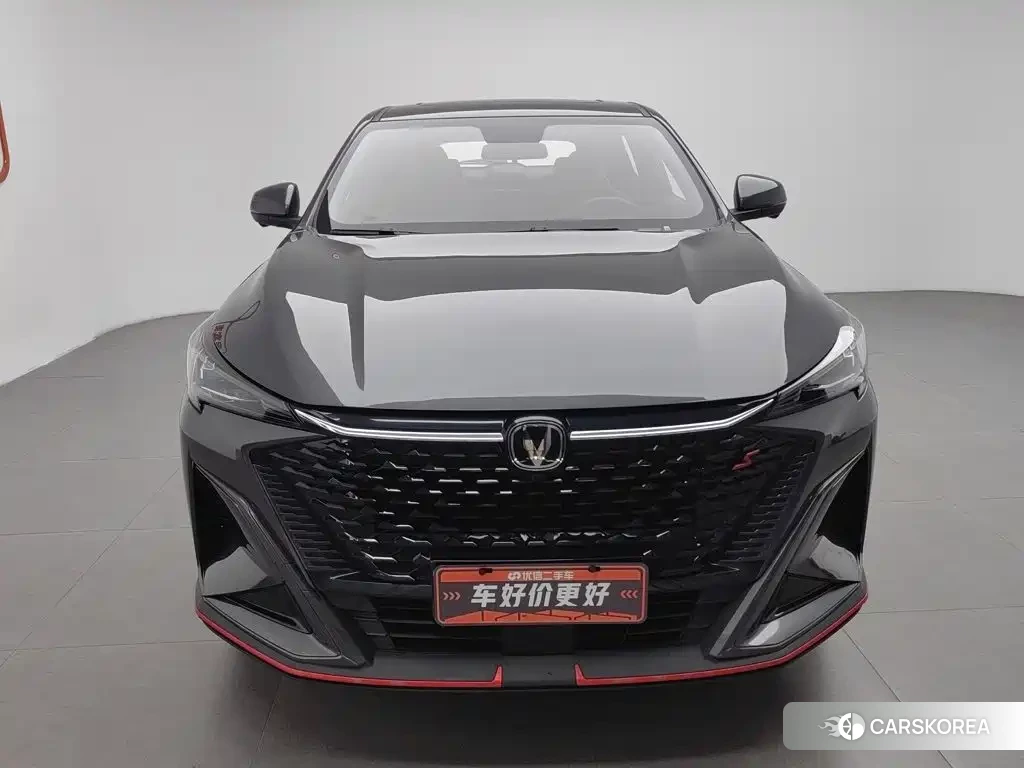 Chang'an X5 PLUS 2025 Silver/gray из Китая, фото 3