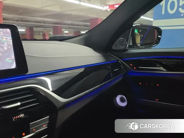 BMW 6 Series GT (G32) 2024 Белый из Кореи, фото 3