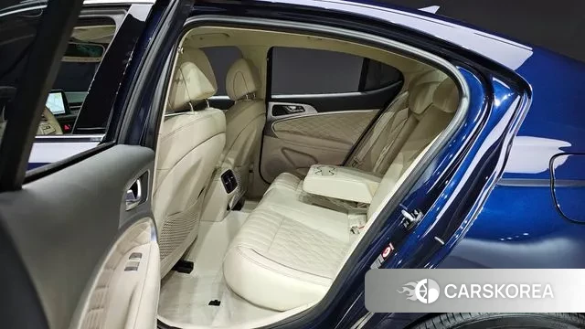 Genesis G70 2019 Синий из Кореи, фото 3