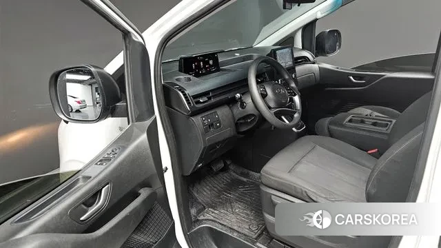 Hyundai Staria 2021 Белый из Кореи, фото 3
