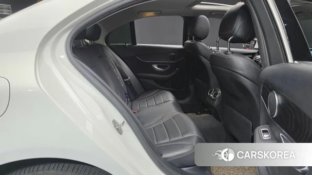 Mercedes-Benz C-Class W205 2019 Белый из Кореи, фото 3