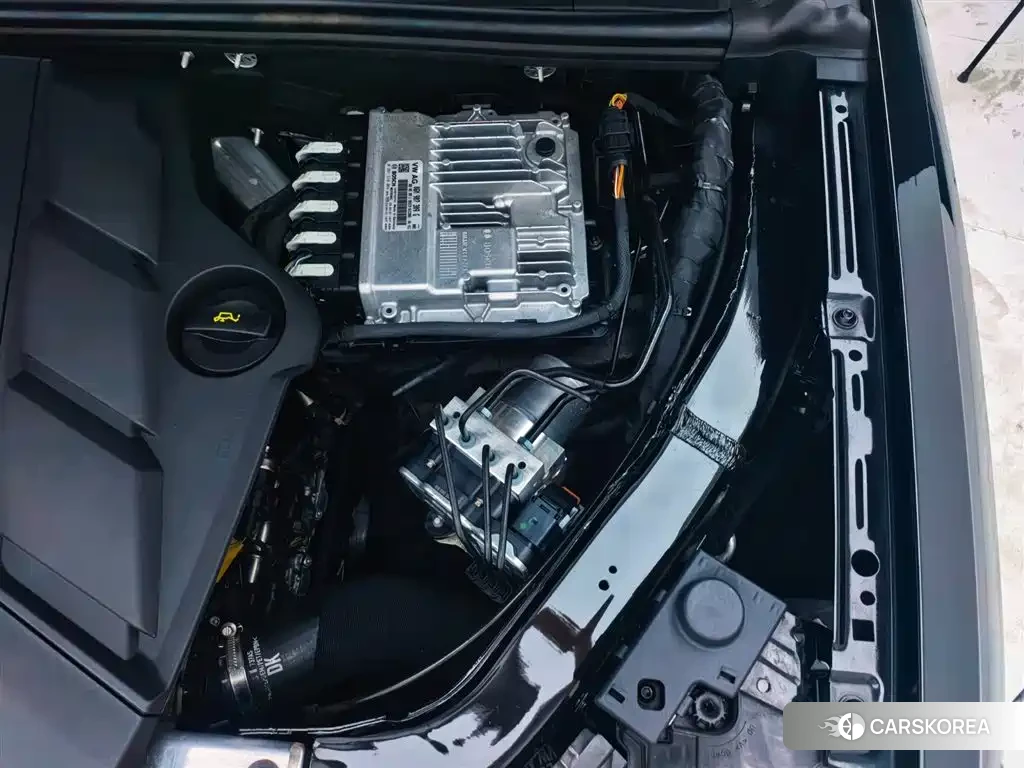 Audi Q7 2023 Черный из Китая, фото 4