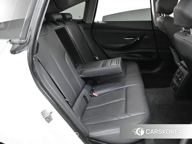 BMW 3 Series GT (F34) 2019 Белый из Кореи, фото 3