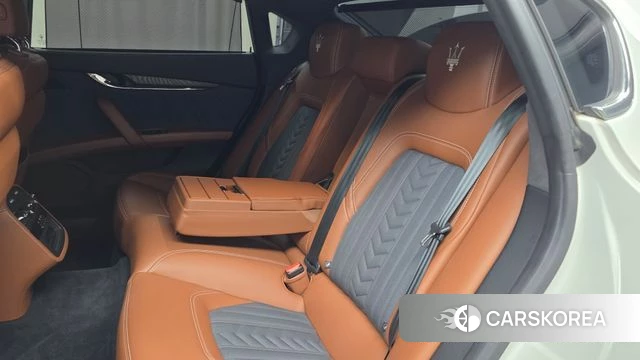 Maserati Quattroporte 2018 Белый из Кореи, фото 3