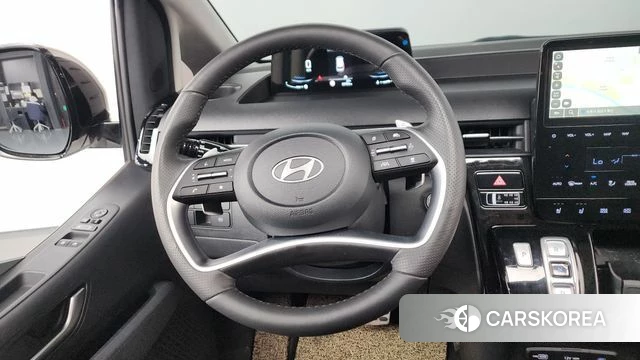 Hyundai Staria 2025 Белый из Кореи, фото 3