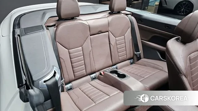 BMW 4 Series (G22) 2023 Белый из Кореи, фото 3