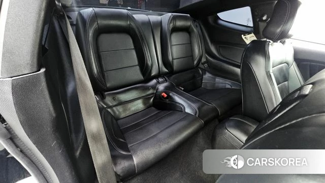 Ford Mustang 2019 Черный из Кореи, фото 3