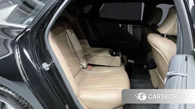 Kia K8 Hybrid 2024 Черный из Кореи, фото 3