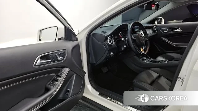 Mercedes-Benz GLA-Class X156 2019 Белый из Кореи, фото 3