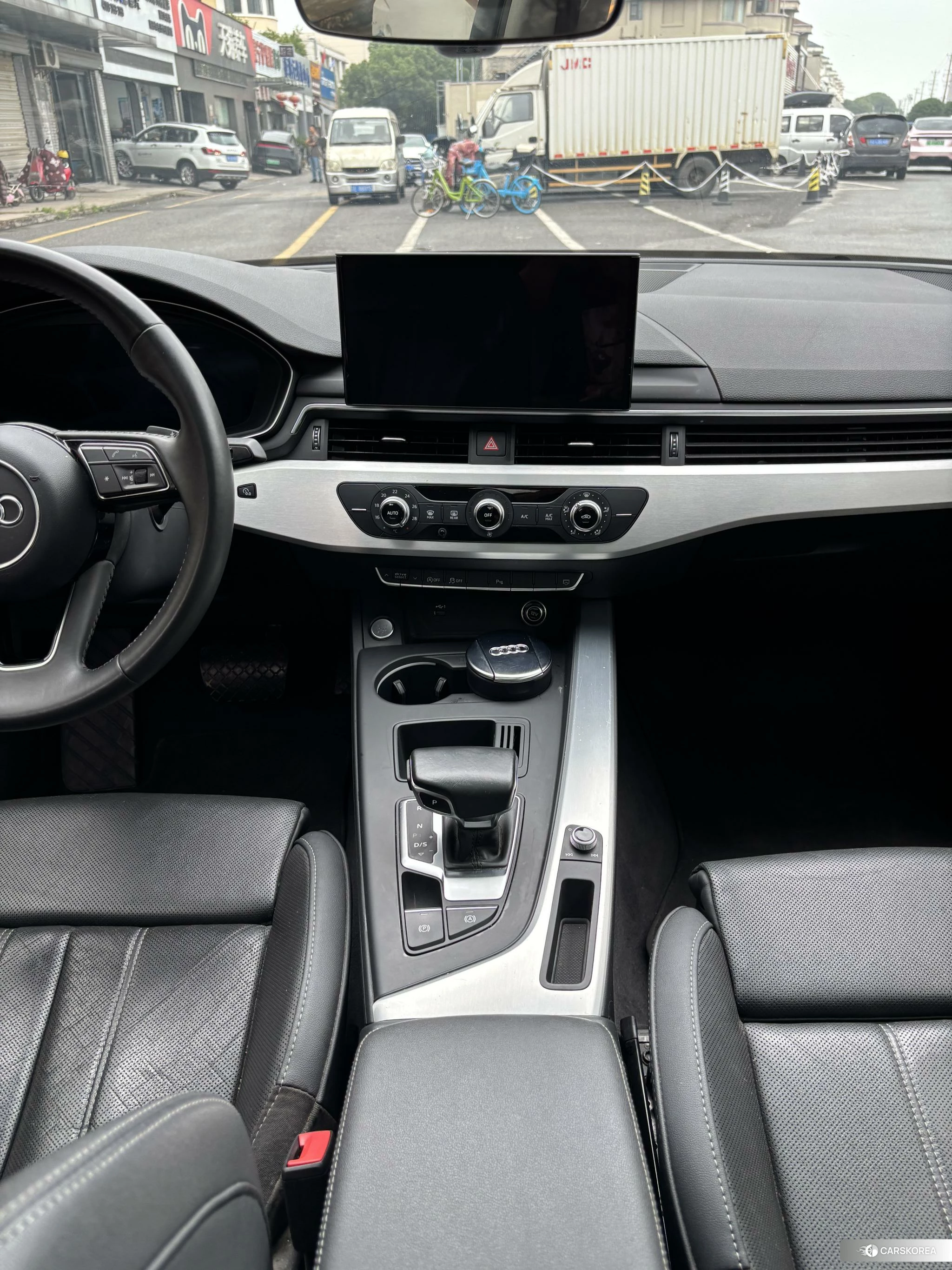 Audi A4L 2020 Белый из Китая, фото 3