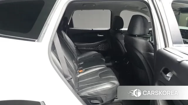 Hyundai The New Santa Fe 2023 Белый из Кореи, фото 3