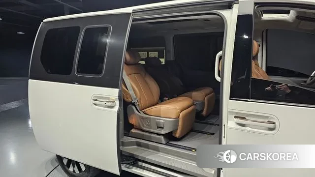 Hyundai Staria 2025 Белый из Кореи, фото 3