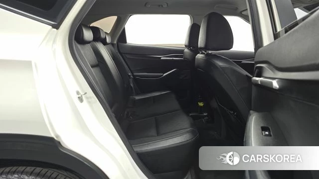 Kia Seltos 2022 Белый из Кореи, фото 3