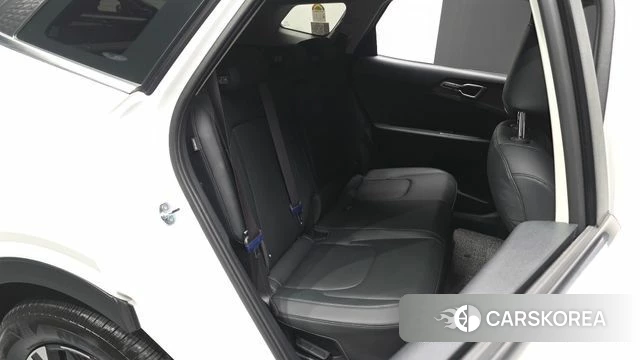 Kia The New Sportage 5th Generation Hybrid 2026 Белый из Кореи, фото 3