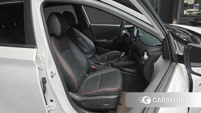 Hyundai The New Kona 2021 Белый из Кореи, фото 3