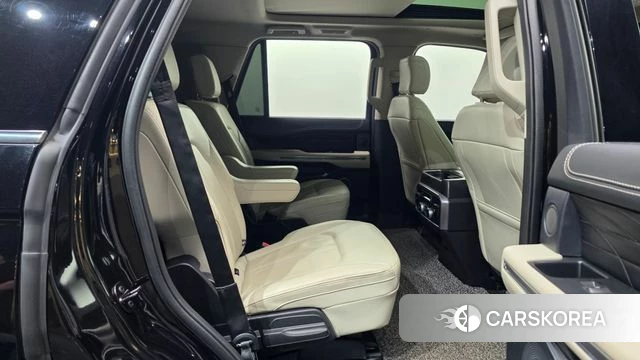 Ford Expeditation 2021 Черный из Кореи, фото 3