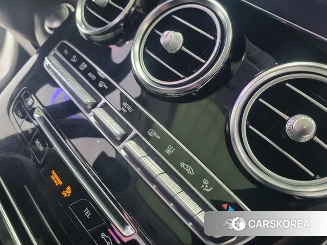 Mercedes-Benz GLC-Class X253 2019 Белый из Кореи, фото 3