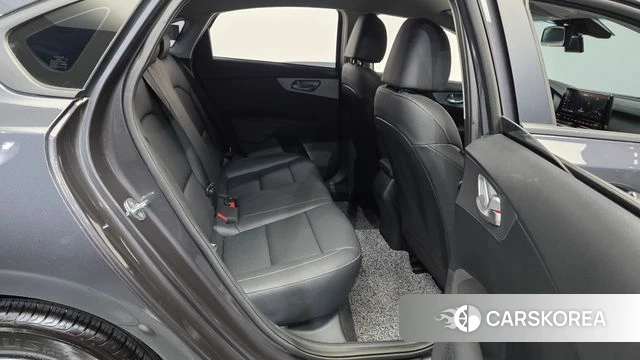 Kia The New K3 2nd generation 2022 Серый из Кореи, фото 3