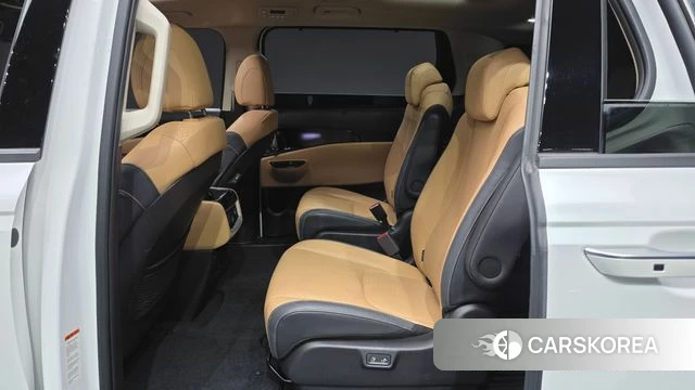 Kia Carnival 4th generation 2023 Белый из Кореи, фото 3