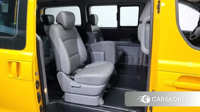 Hyundai The New Grand Starex 2021 Желтый из Кореи, фото 3